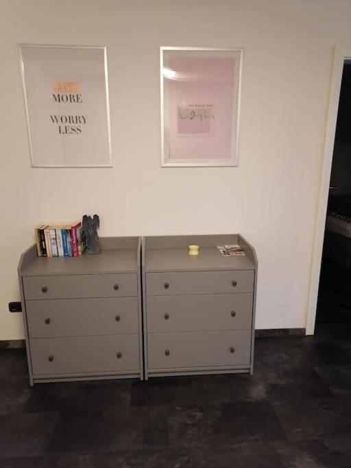 Schoene 80qm Fuer Bis Zu 4 Gaeste. Patti Apartment *