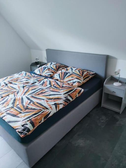 Apartment Schoene 80qm Fuer Bis Zu 4 Gaeste. Patti